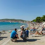 Neve * Vodice